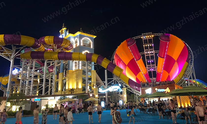 超级龙卷风水滑道提供了一种新的、刺激的水上体验