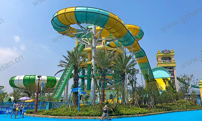 浙江宁波大目湾阿拉的海水上乐园冲天回旋&巨兽碗