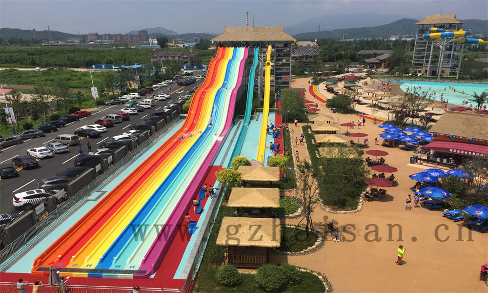 水上乐园规划中的场地选择要考虑哪些因素？