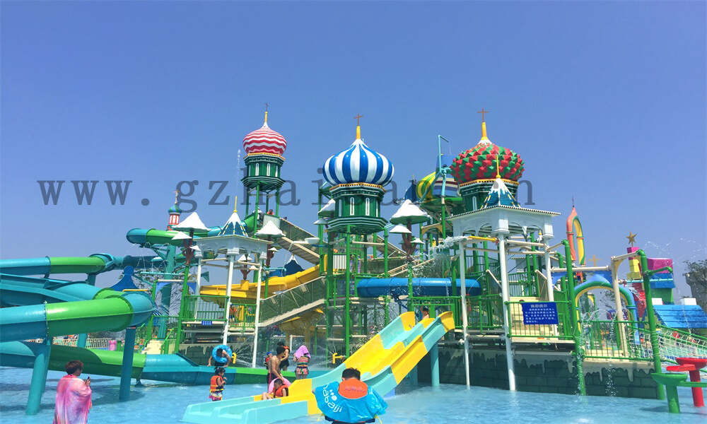 如何进行水上乐园设备的防滑处理？